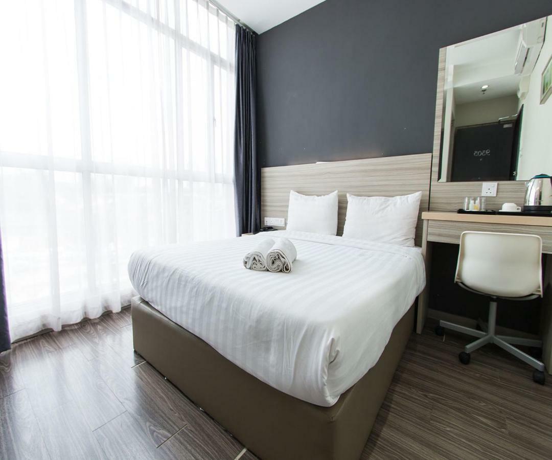 Hotel 99 Kelana Jaya Petaling Jaya Exterior photo